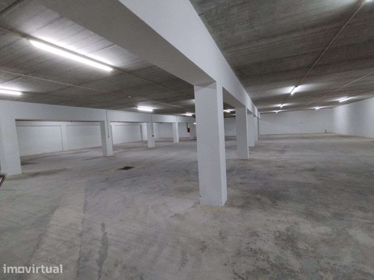 Armazém industrial 1700 m2 - Grande imagem: 5/11