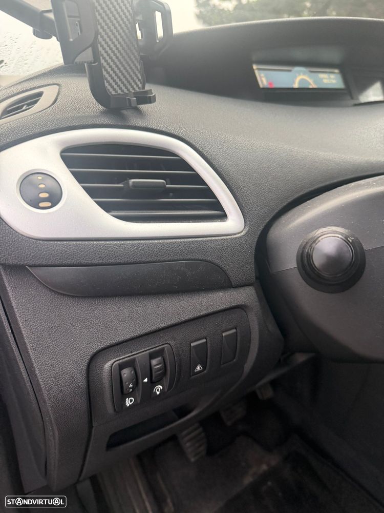 Renault Scénic 1.5 dCi Dynamique S - 27