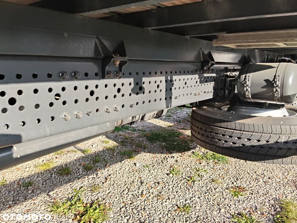 Mercedes-Benz Antos - 14