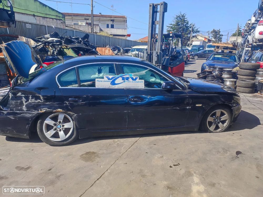 BMW E60 520D - Viatura para Peças - 3
