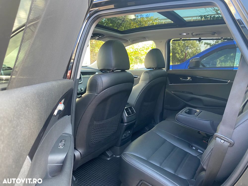 Kia Sorento - 8