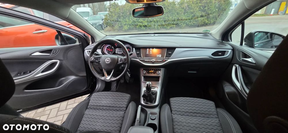 Opel Astra 1.6 CDTI Cosmo - 35