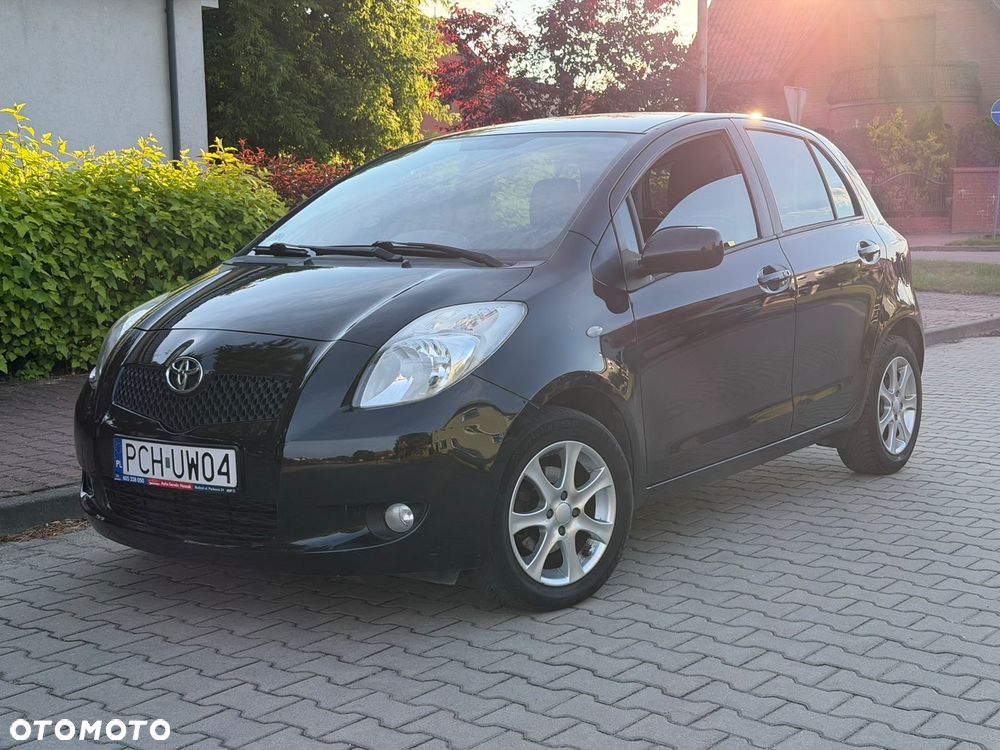 Toyota Yaris 1.3 VVT-i Executive - 3