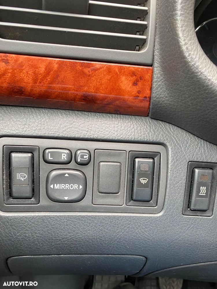 Toyota Avensis 2.0 D4D Sdn. Executive - 15