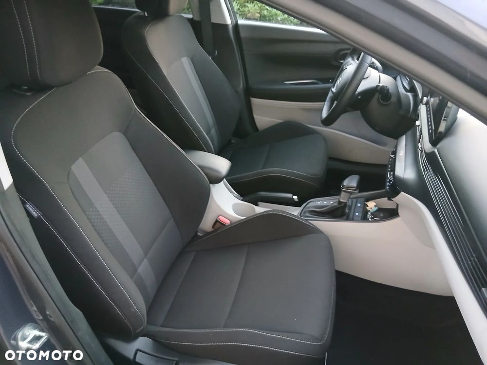 Hyundai i20 - 11