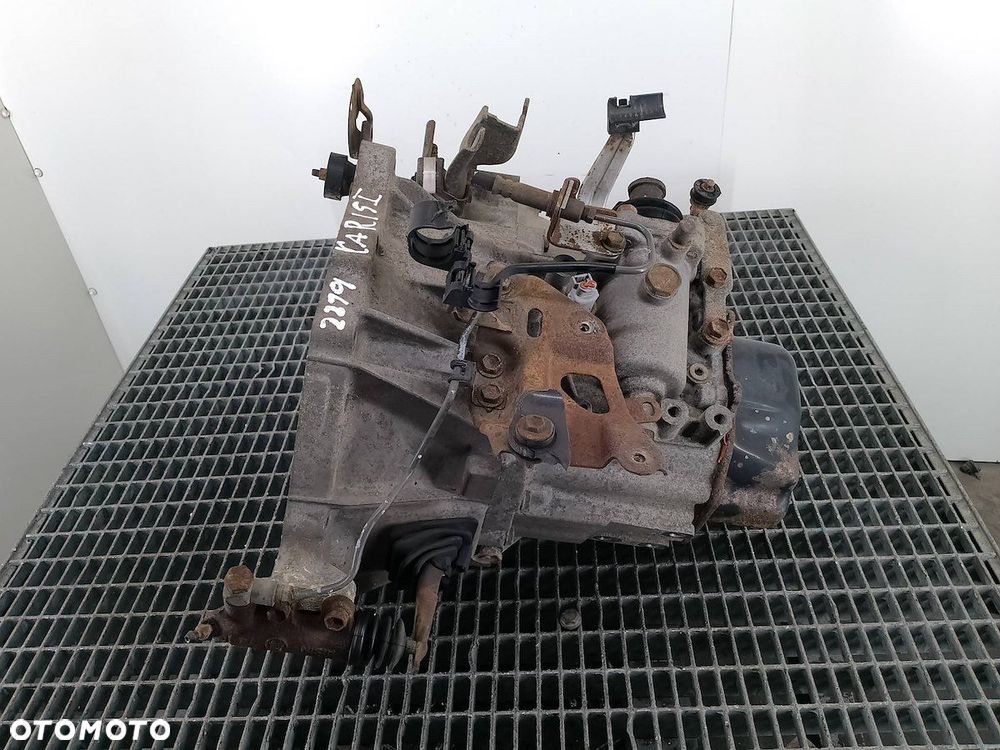 SKRZYNIA BIEGÓW MANUALNA TOYOTA YARIS I C153 1.4 D-4D - 5