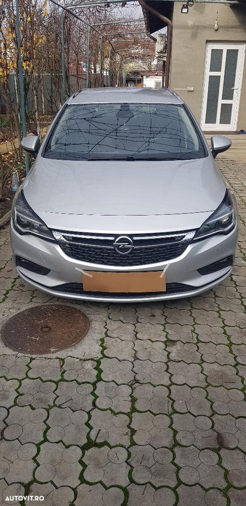 Opel Astra 1.6 D (CDTI) Start/Stop Sports Tourer Edition - 2