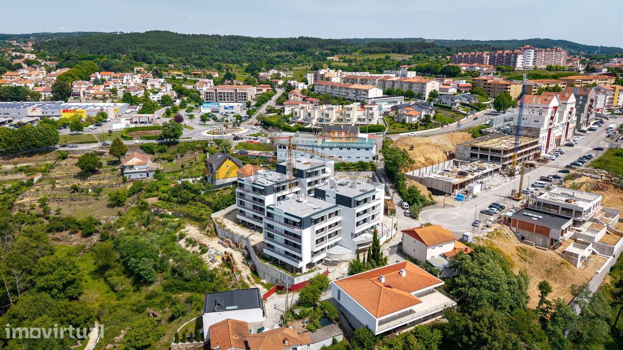 APARTAMENTO T2 NOVO EM VILA REAL - CONDOMÍNIO FECHADO - Grande imagem: 2/25