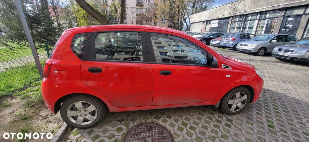 Chevrolet Aveo 1.2 16V Base - 4