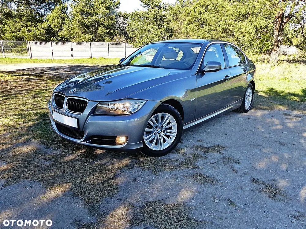 BMW Seria 3 318i Edition Exclusive - 16