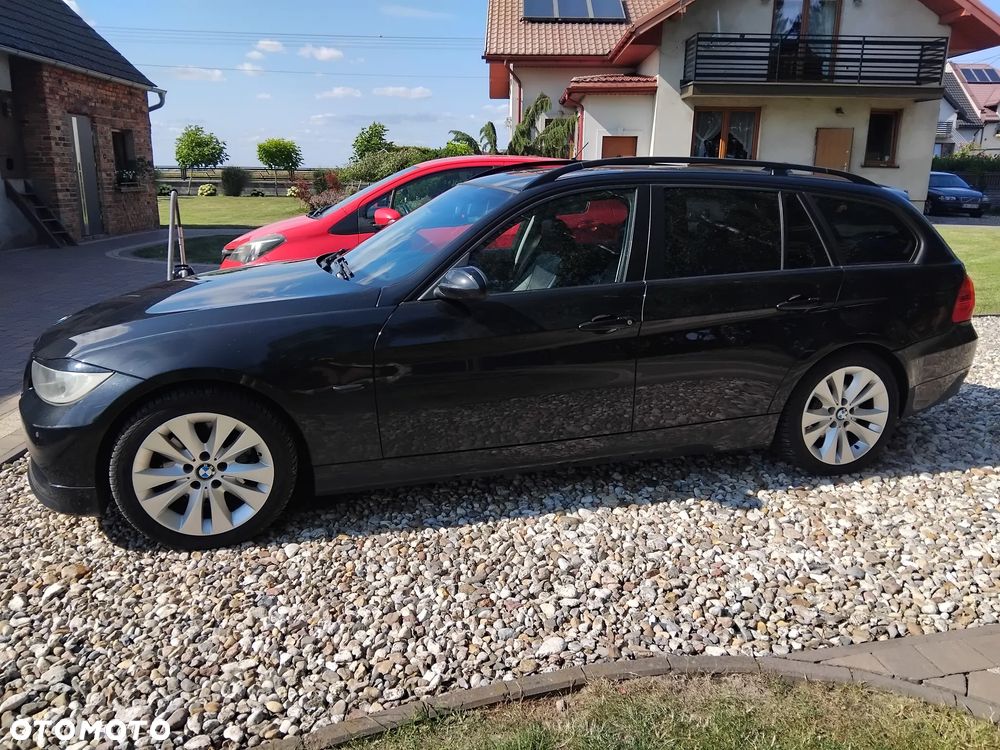 BMW Seria 3 318i - 2
