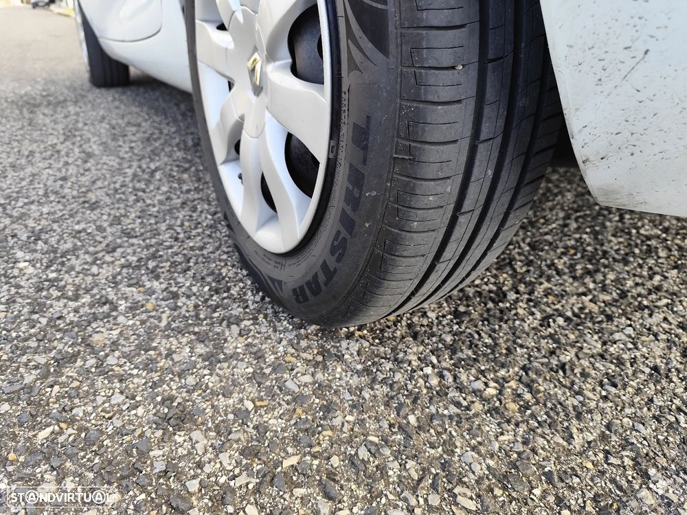 Renault Zoe (c/ Bateria) 41 kwh Life - 13