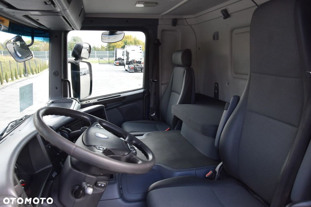 Scania P250 / EURO 6 / SKRZYNIA 7.8 M / WINDA DHOLLANDIA / PODUSZKI NA TYLNEJ OSI / RETARDER / KLIMA / TEMPOMAT / SERWISOWANY / SPROWADZONY - 25