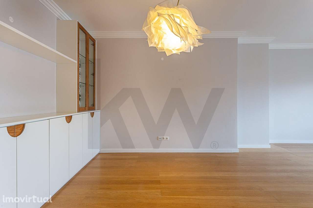 ARRENDAMENTO |T1 RENOVADO | VISTA MAR, BOX e ARRECADAÇÃO |BUZANO, CASC - Grande imagem: 3/22