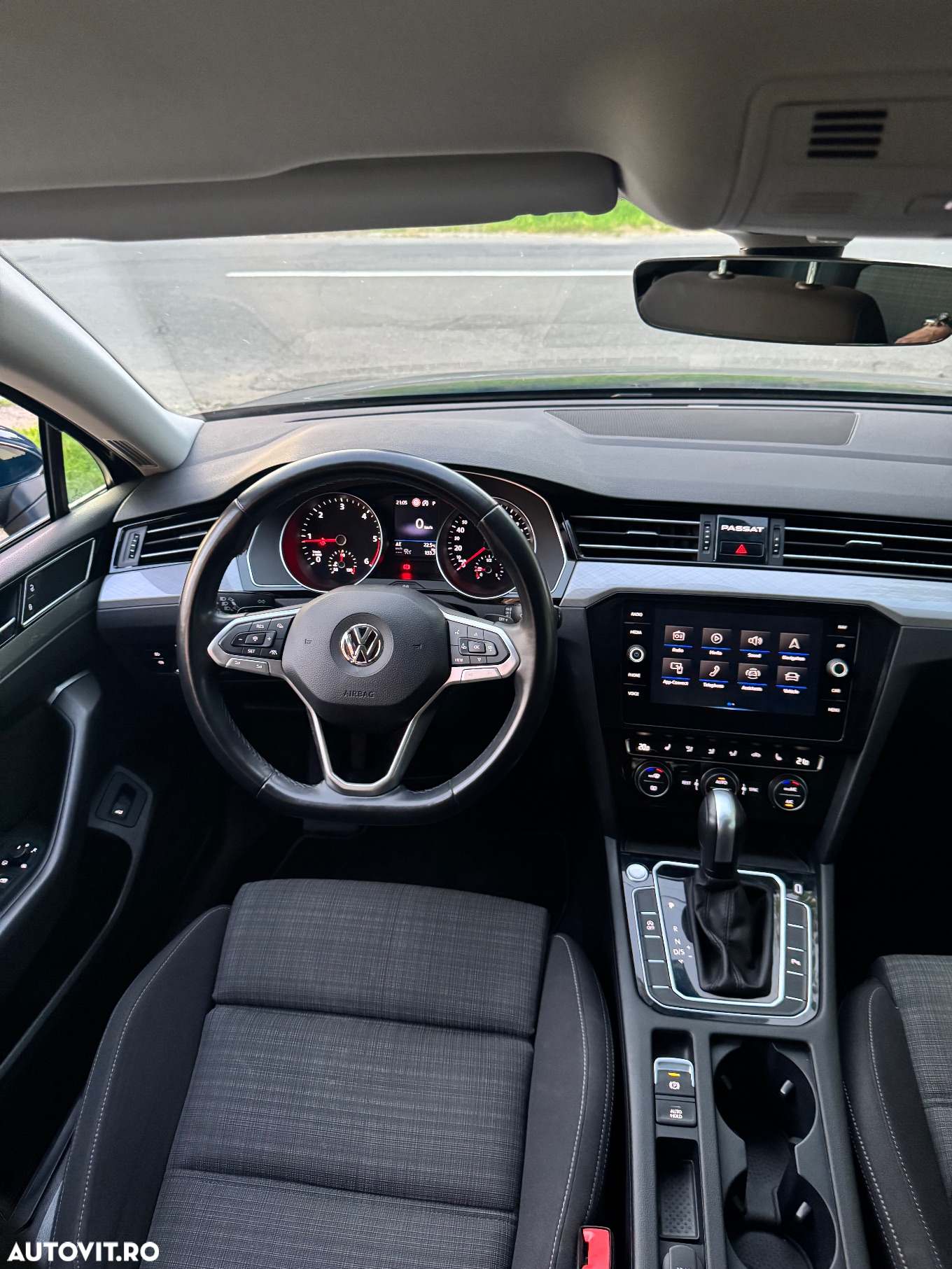 Volkswagen Passat 2.0 TDI DSG Highline - 6