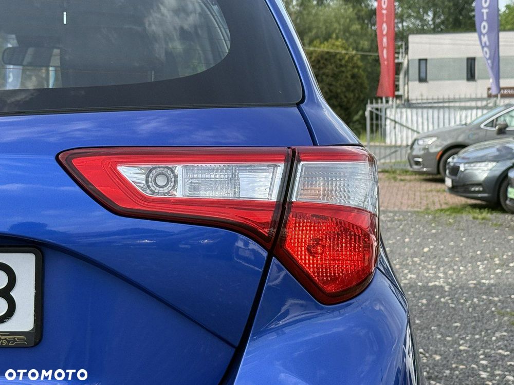 Toyota Yaris 1.5 Premium - 9