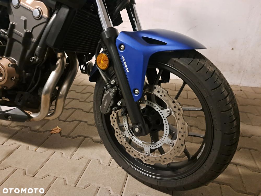 Honda CB - 9