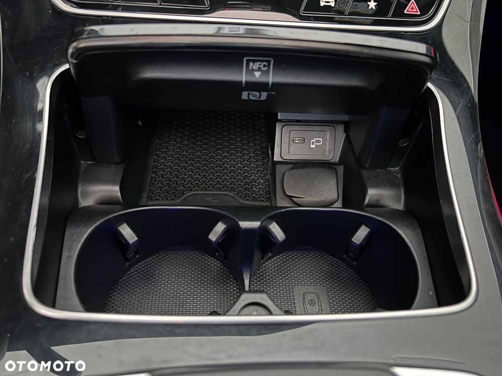 Mercedes-Benz Klasa E 220 d AMG - 33