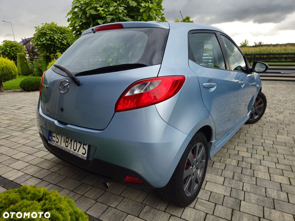 Mazda 2 - 4