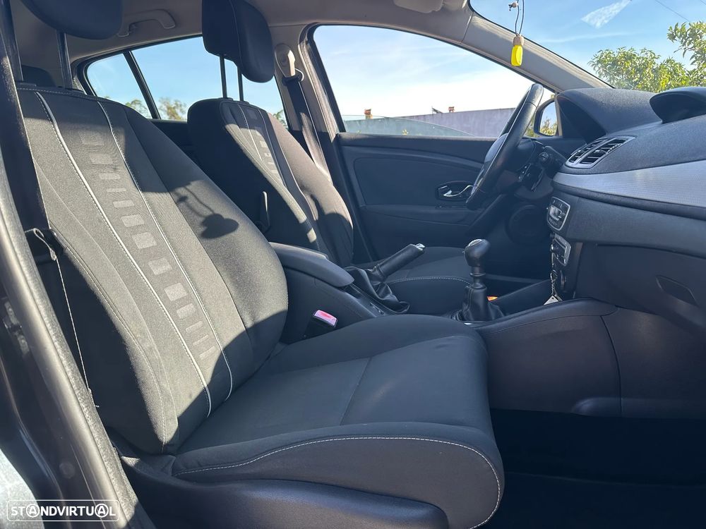 Renault Mégane 1.5 dCi Comfort SS - 32