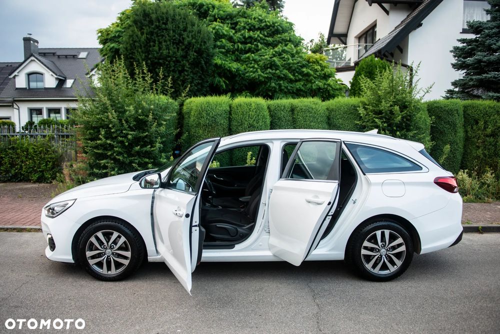 Hyundai i30 1.6 CRDI DCT Style - 16