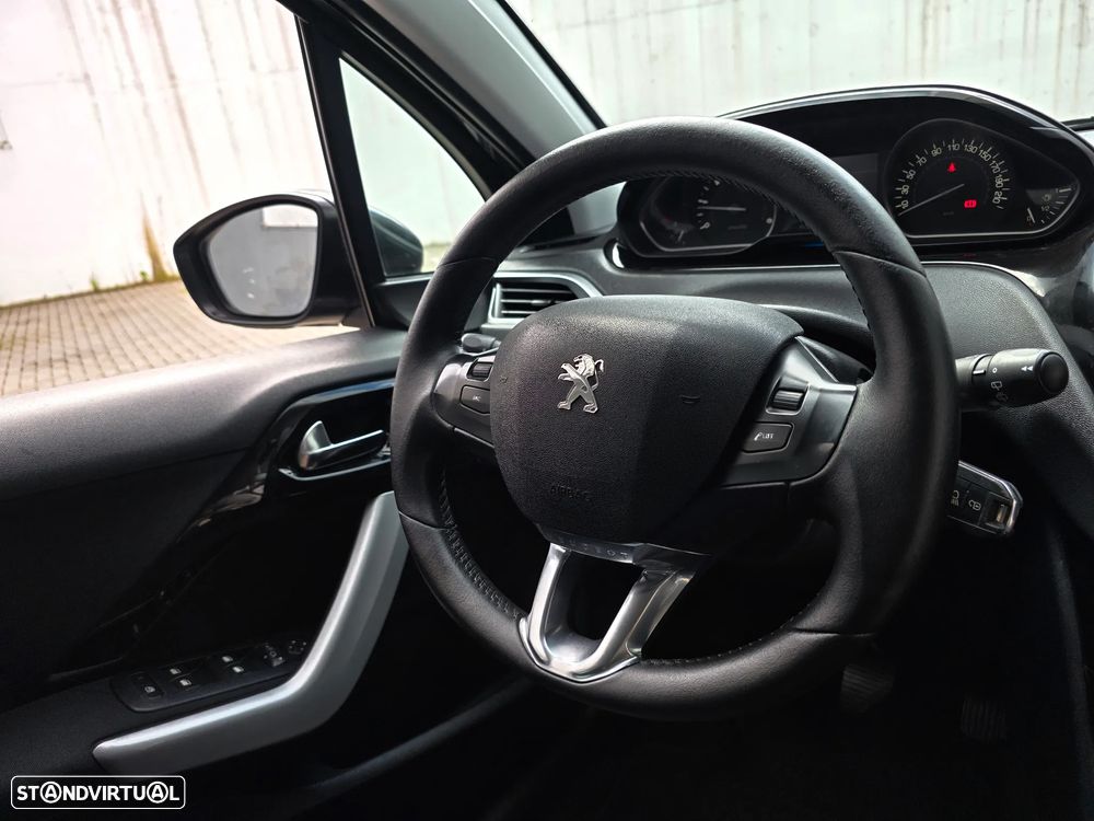 Peugeot 208 1.6 e-HDi Allure - 49