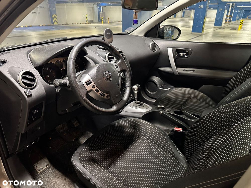 Nissan Qashqai 2.0 4 x 4 CVT tekna - 7