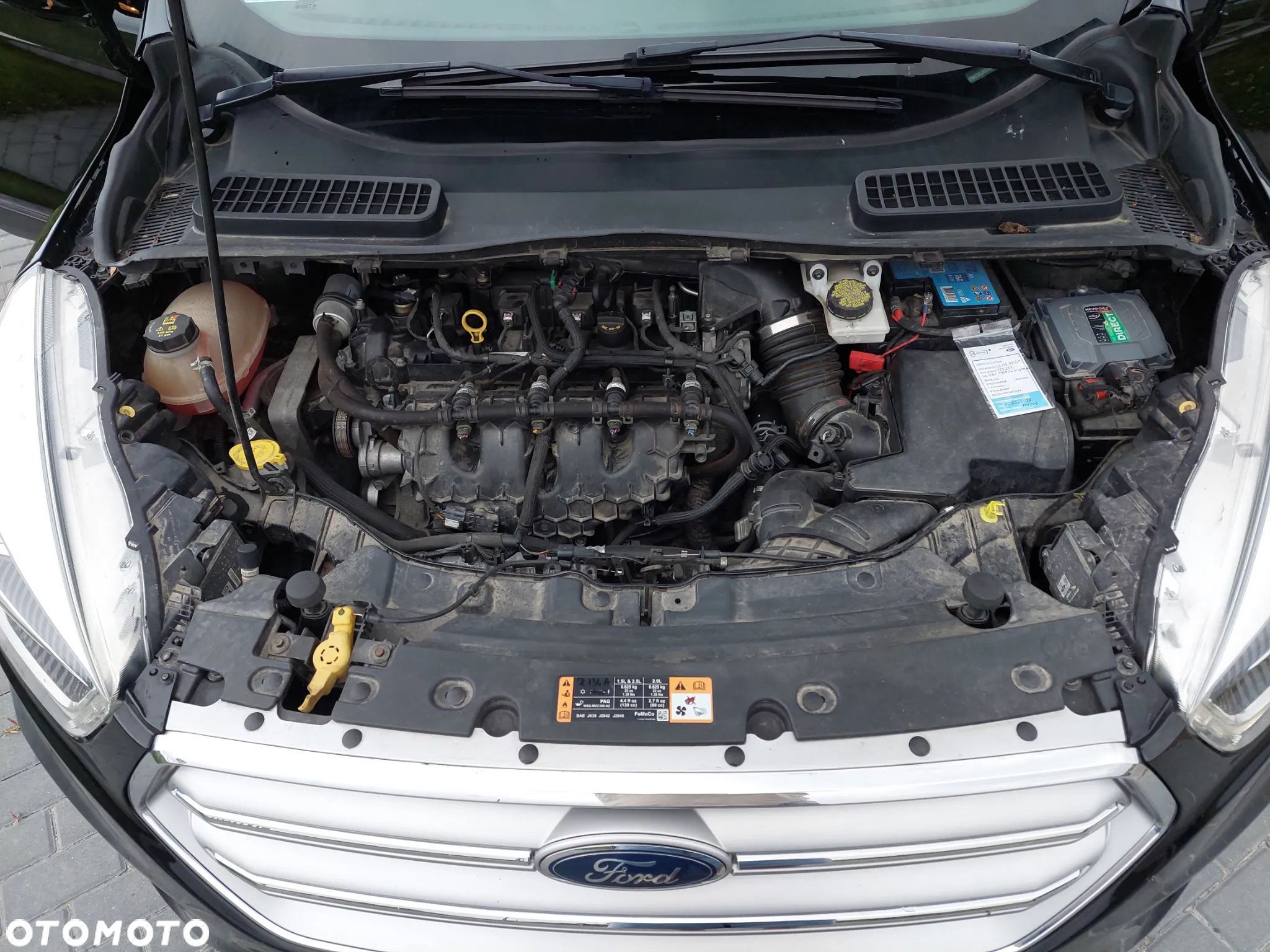 Ford Escape 2.0 EcoBoost AWD Titanium - 34