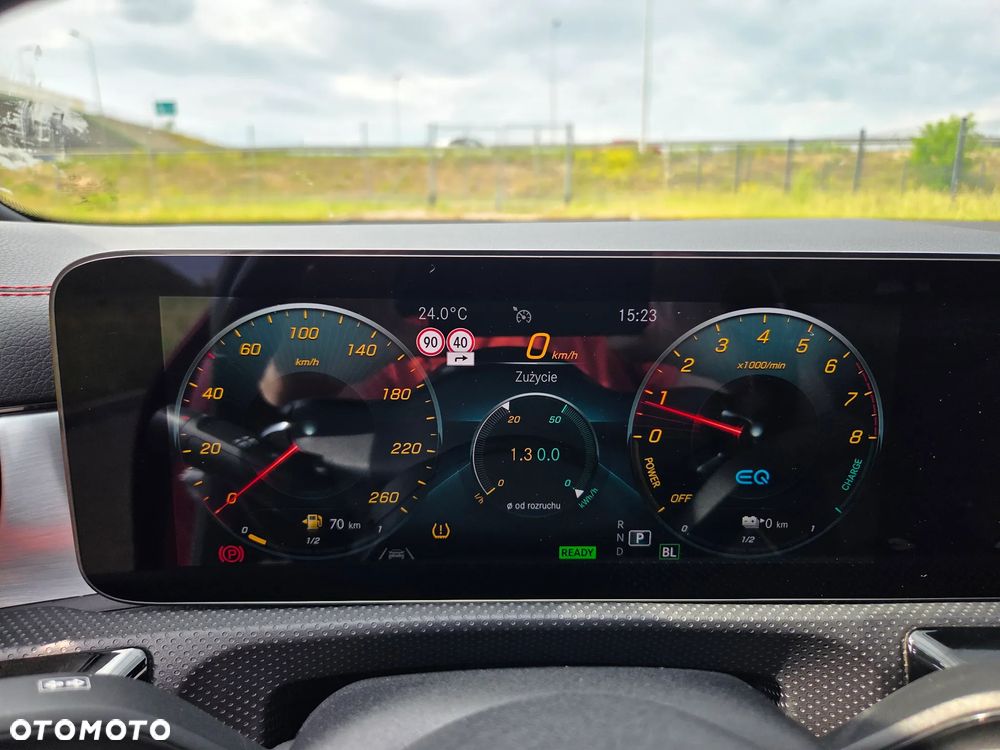 Mercedes-Benz CLA 250 e 8G-DCT AMG Line - 20