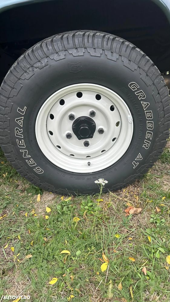 Land Rover Defender 90 2.4TD S/W E - 8