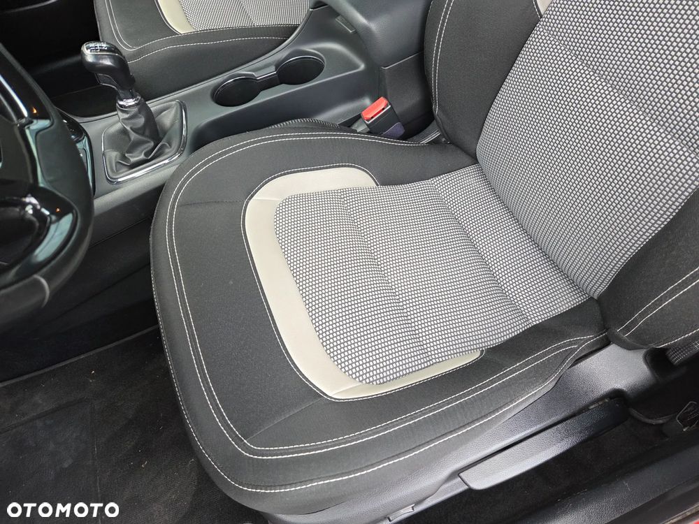 Kia Ceed 1.6 CRDi 136 ISG Platinum Edition - 25