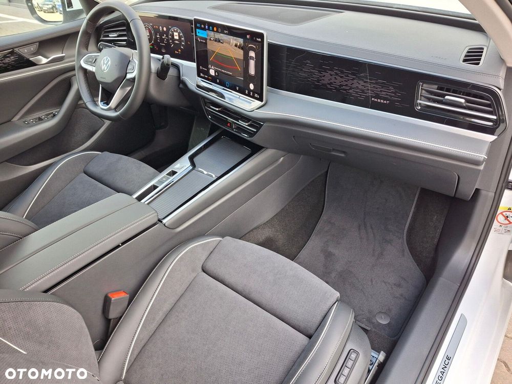 Volkswagen Passat Variant 1.5 TSI EVO Elegance DSG - 15