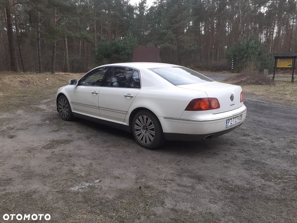 Volkswagen Phaeton - 9