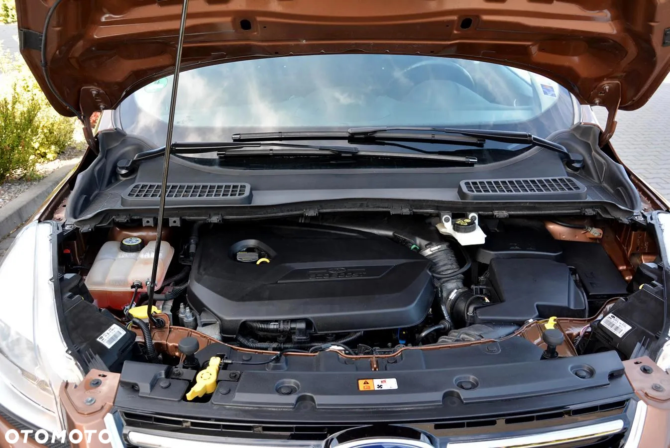 Ford Kuga 1.6 EcoBoost 2x4 Titanium - 37