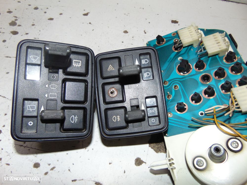 Fiat Uno conta kilómetros/Comandos luzes - 10