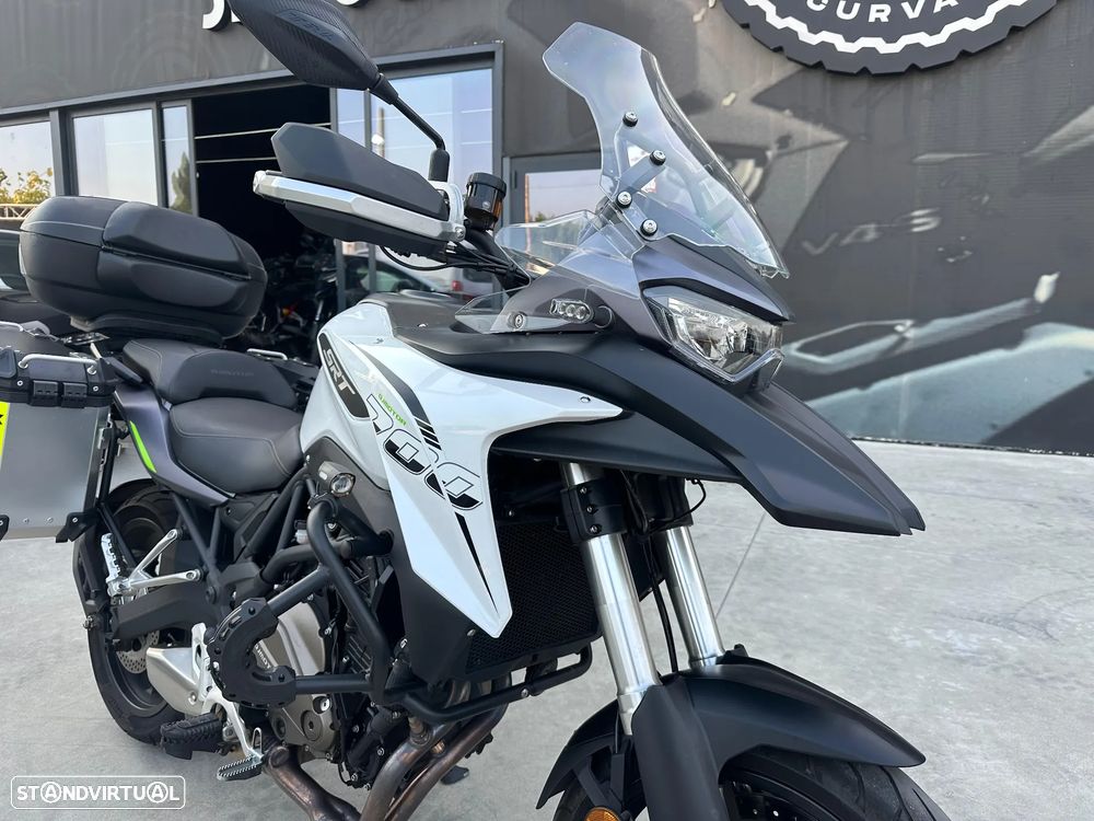 QJ Motor SRT 700 ON ROAD - 6