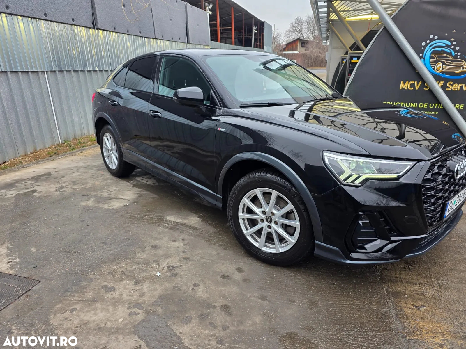 Audi Q3 2.0 40 TDI S tronic quattro S Line - 6