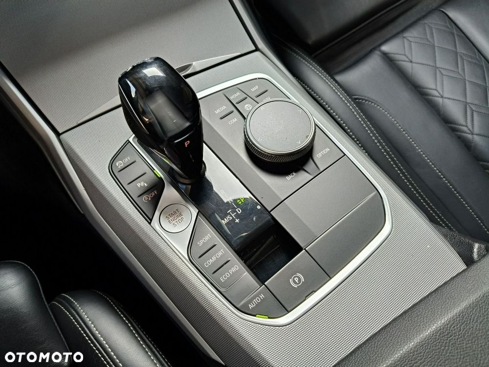 BMW Seria 3 - 29
