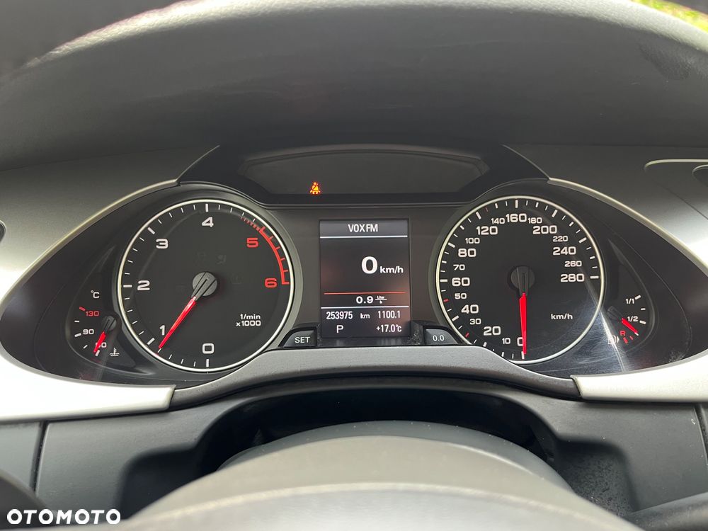 Audi A4 Avant 2.0 TDI DPF multitronic Attraction - 27