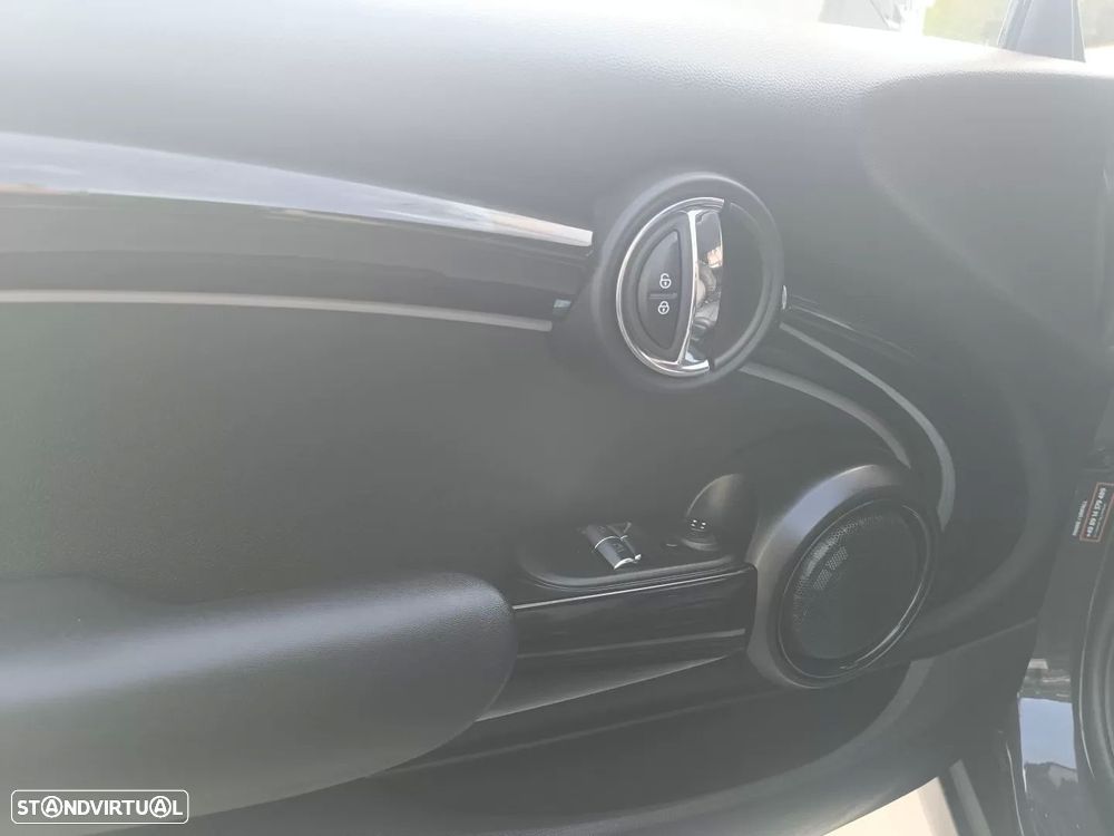 MINI 3 Portas Cooper S Aut. - 22
