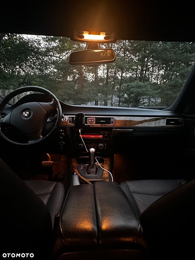 BMW Seria 3 - 11