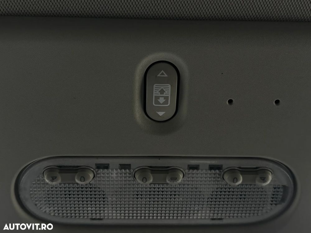 Nissan Qashqai 1.3 DIG-T N-CONNECTA - 33