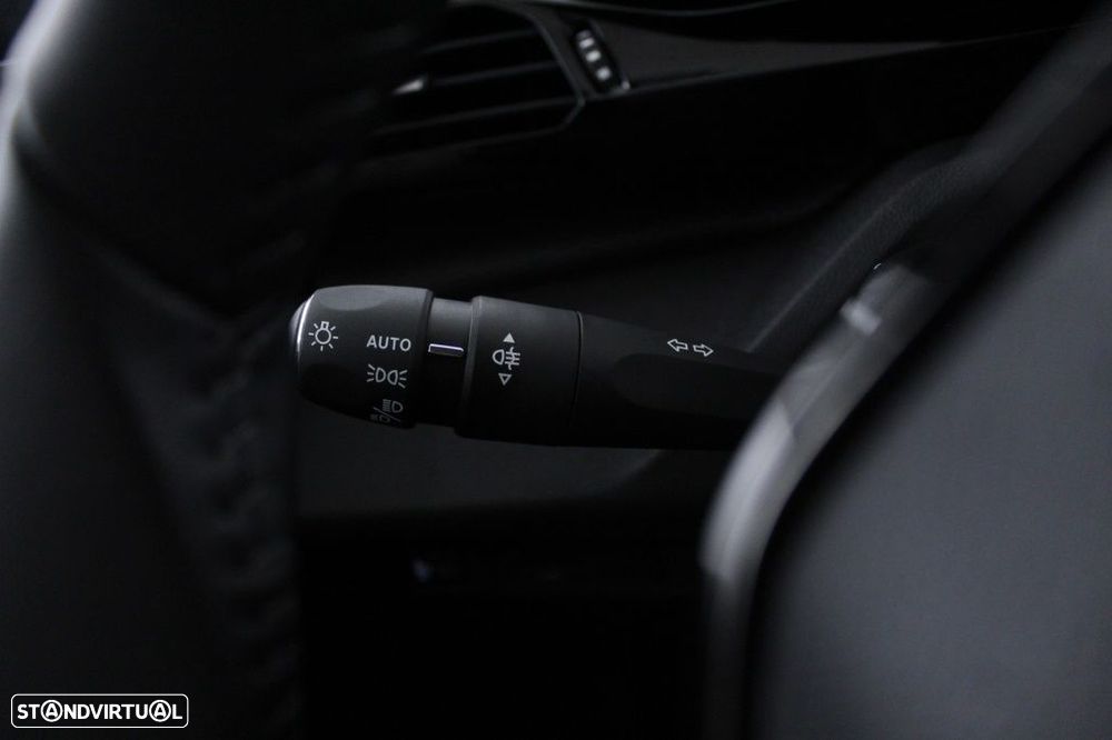 Peugeot 308 1.5 BlueHDi Style EAT8 - 25