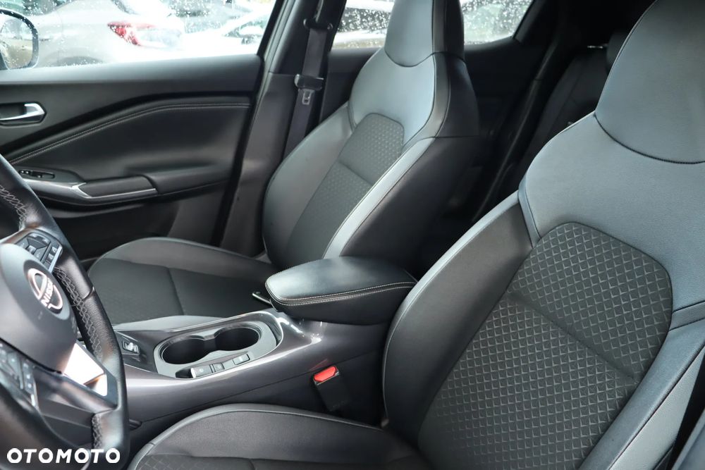 Nissan Juke 1.6 Hybrid N-Connecta AMT - 22