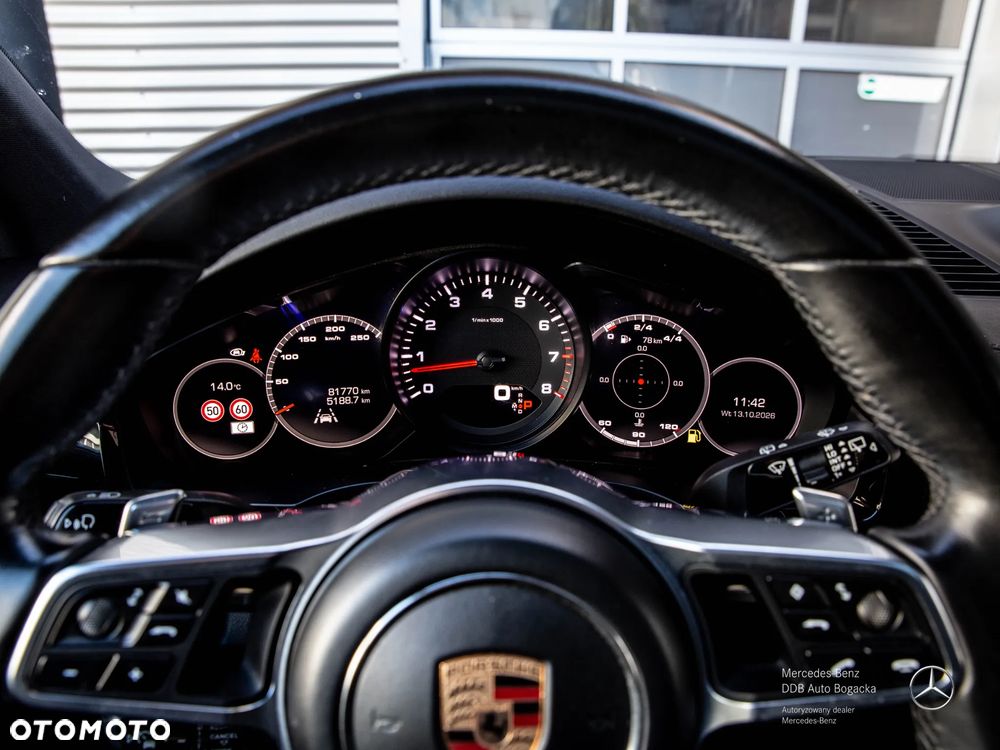 Porsche Cayenne Standard - 14