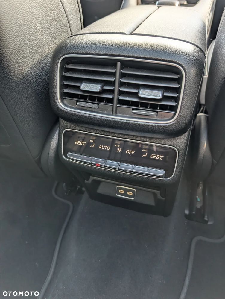 Mercedes-Benz GLE - 18