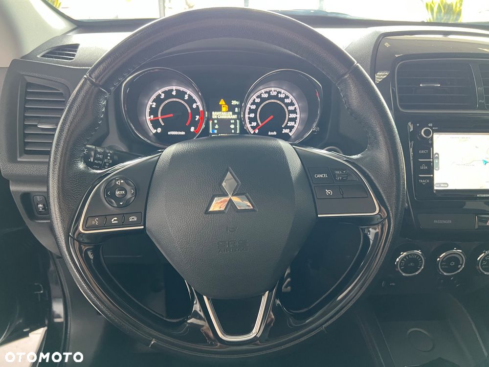 Mitsubishi ASX - 15