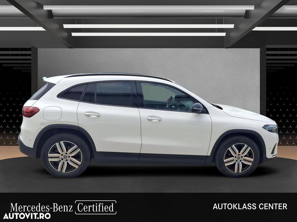 Mercedes-Benz EQA 250+ - 8