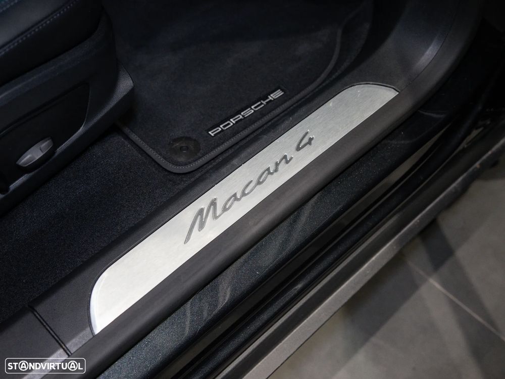 Porsche Macan Electric 4 - 41