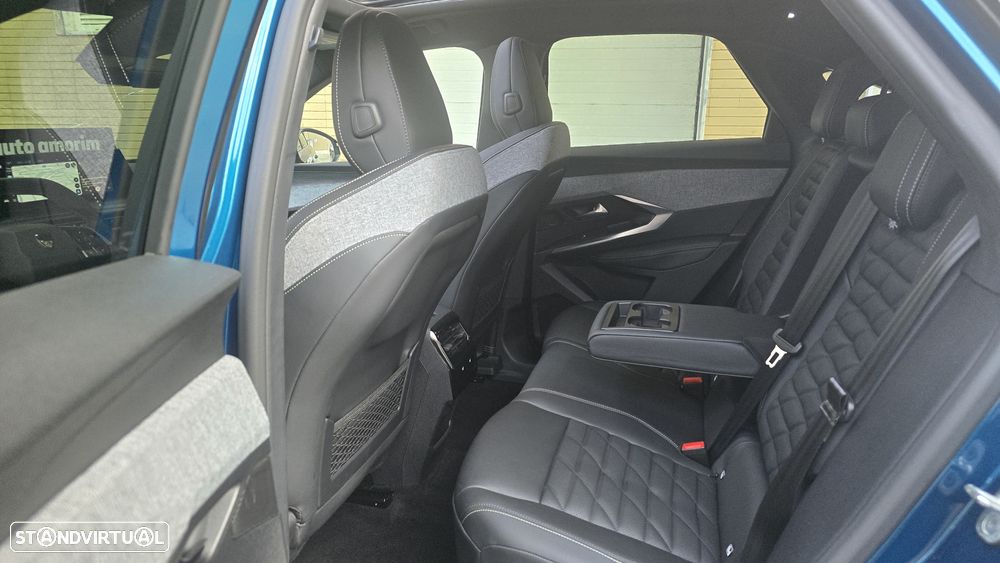 Peugeot E-3008 GT - 17